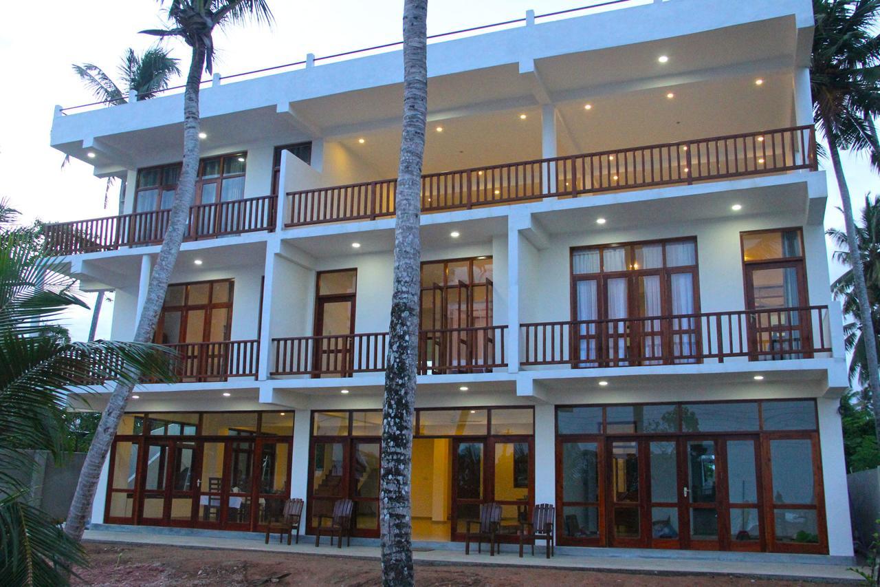 Savenrose Beach Villa Matara Exterior photo