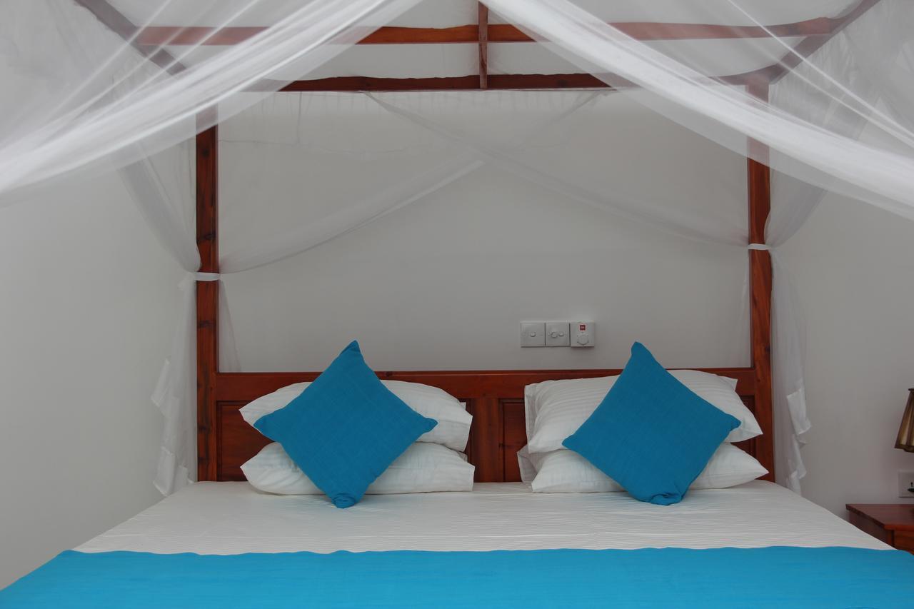 Savenrose Beach Villa Matara Exterior photo